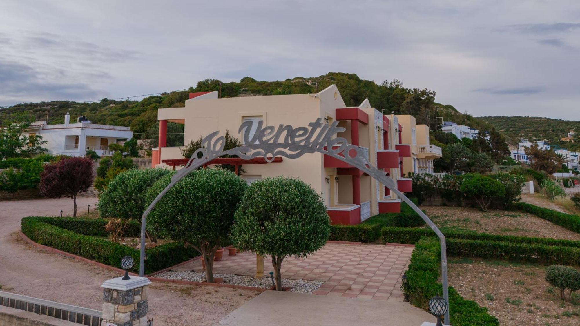 Marine Apartments Venetiko Paralia Agias Foteinis Екстер'єр фото