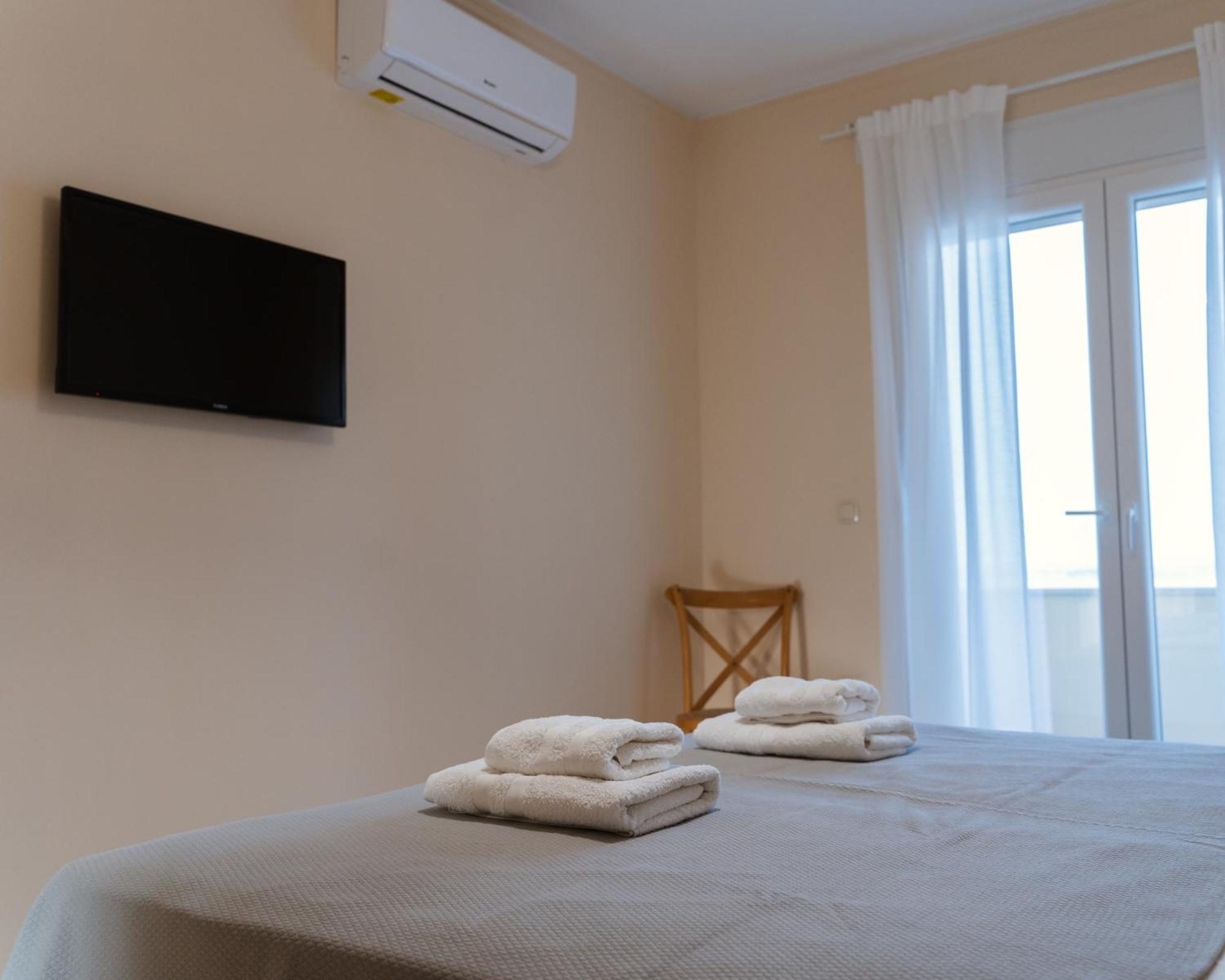 Marine Apartments Venetiko Paralia Agias Foteinis Екстер'єр фото