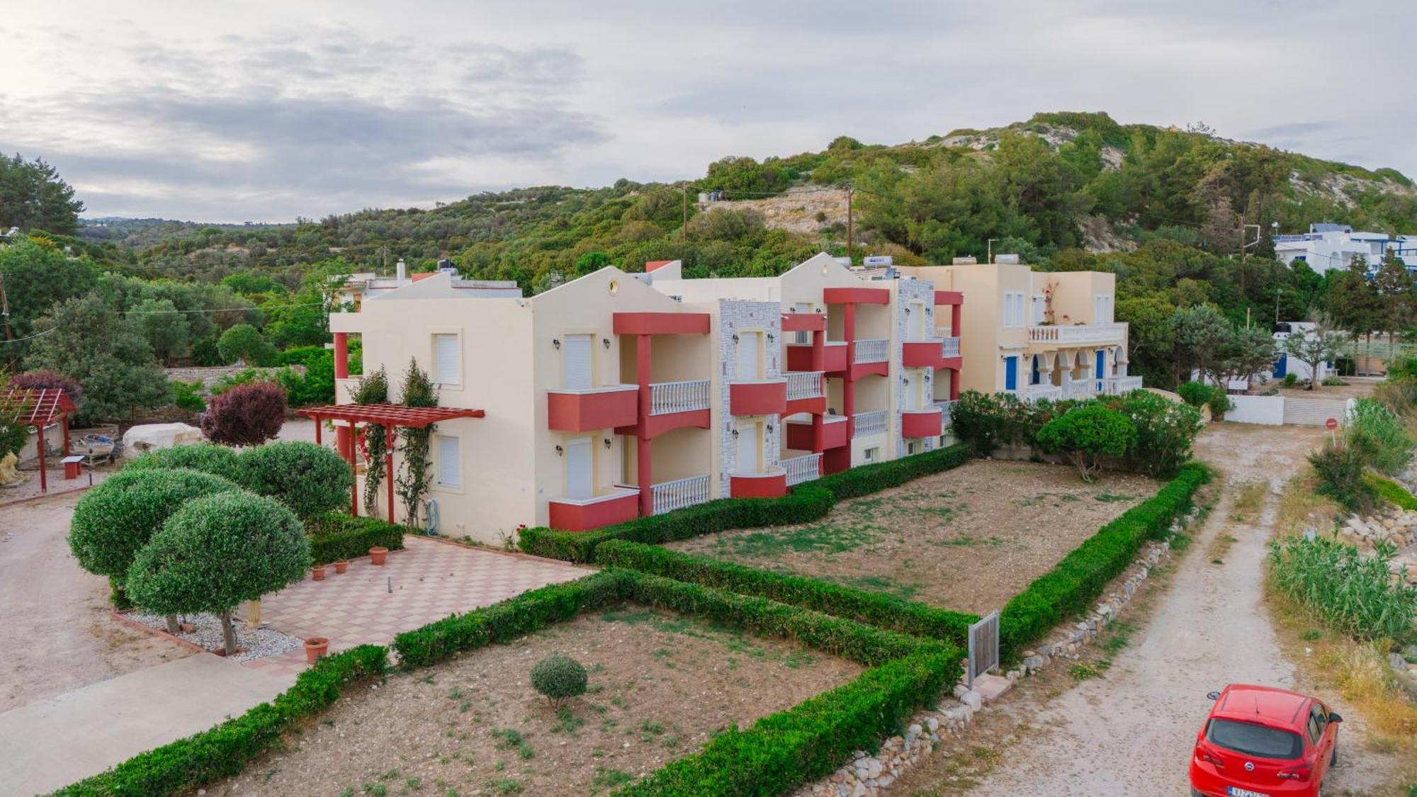 Marine Apartments Venetiko Paralia Agias Foteinis Екстер'єр фото